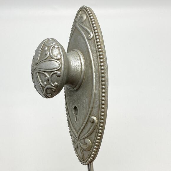 Cottage Chic Rustic Style Silver Ornate Door Knob Oval Robe Hat Towel Wall Hook - Picture 5 of 5